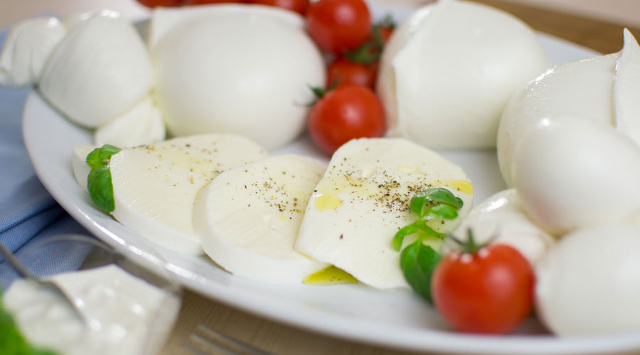 A Bright, Light and white touch is served