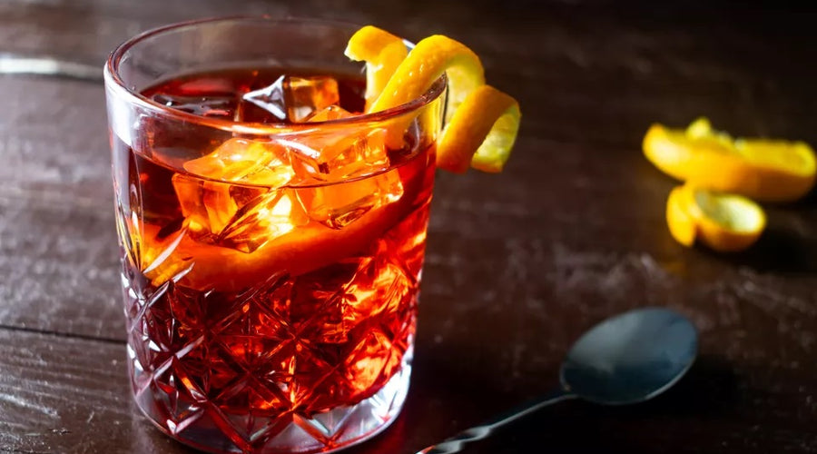 A glass of glitter: a sip of Negroni Bitter